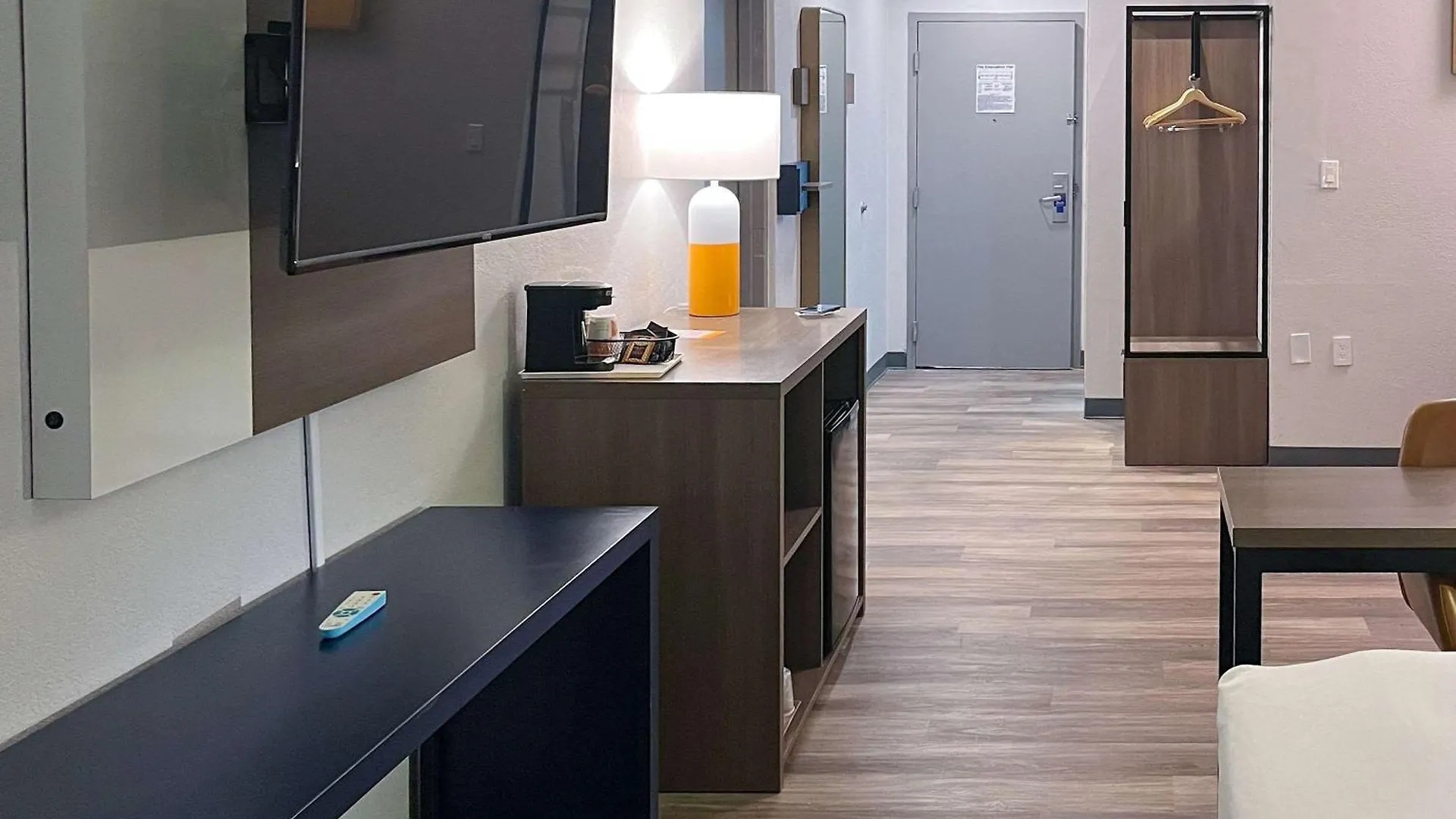 Comfort Suites Clearwater - Dunedin Hotel