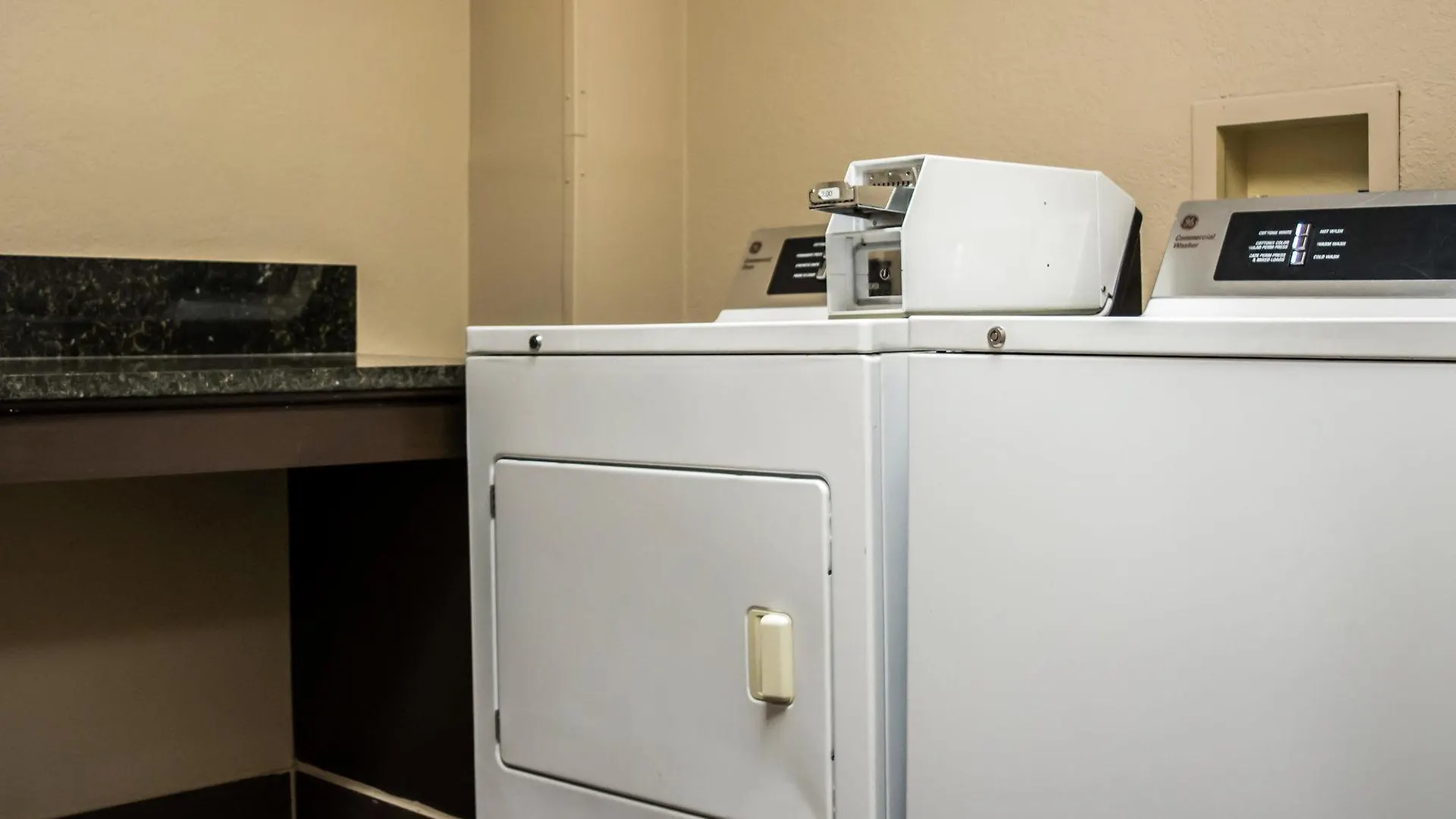 Comfort Suites Clearwater - Dunedin